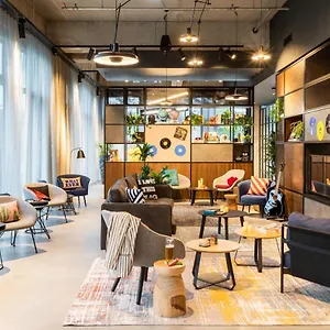 Moxy Berlin Airport 3* Schönefeld
