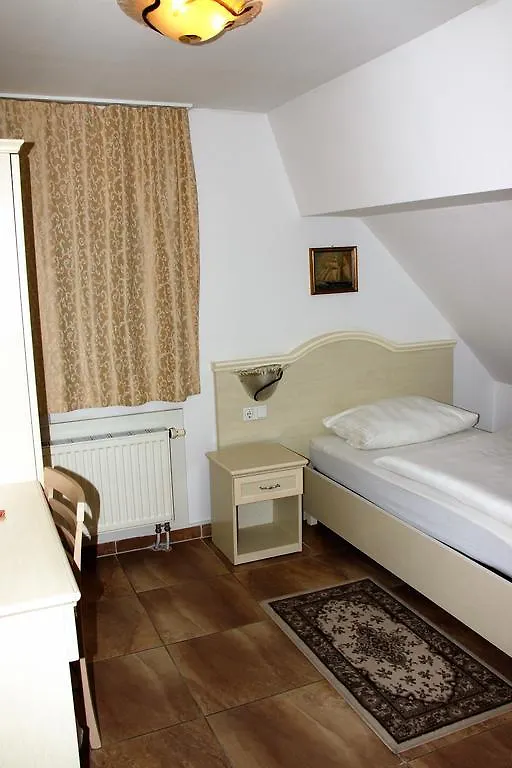 Hotel Villa Toscana Gersthofen 3*,